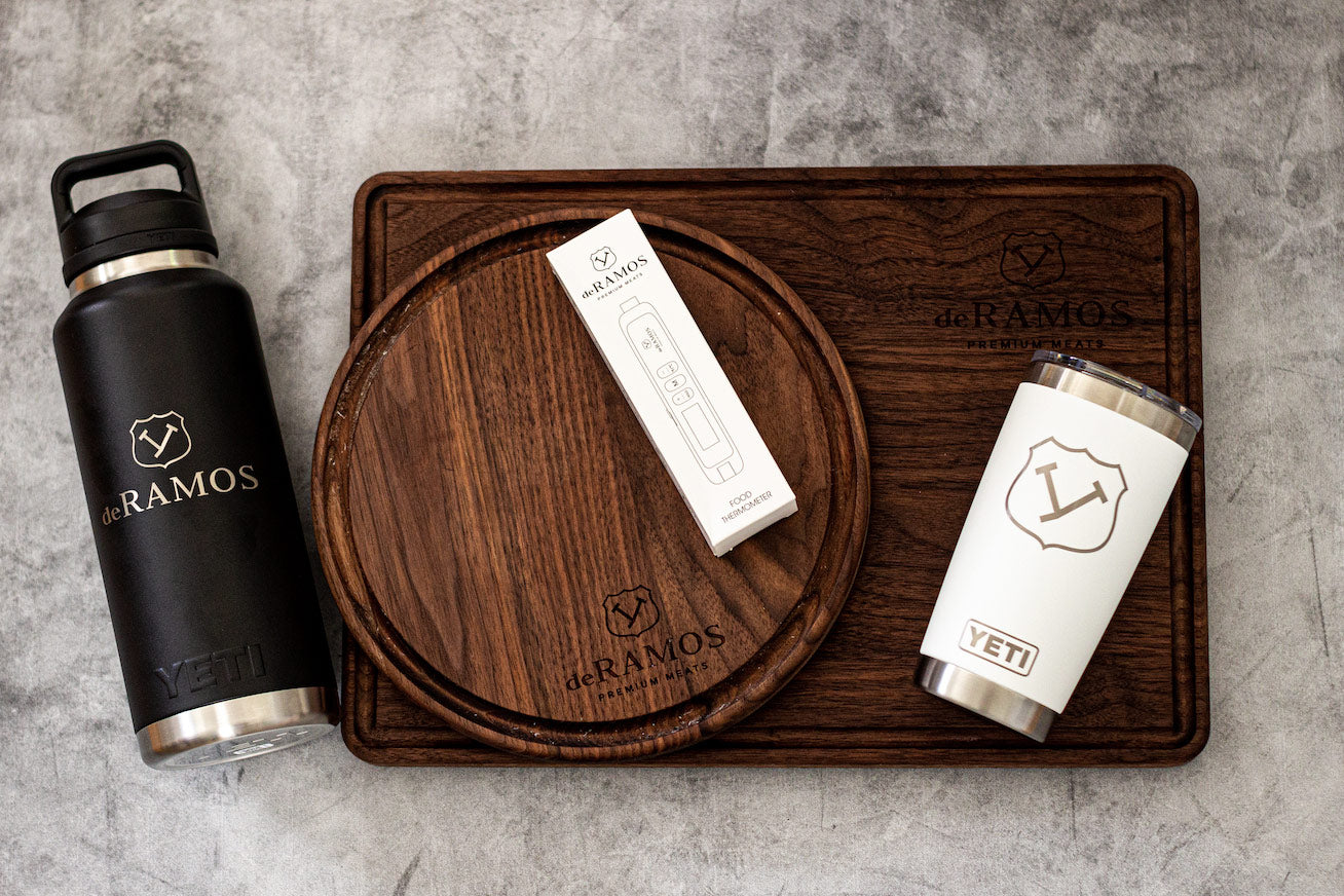 deRamos yeti, meat cutting board, meat thermometer
